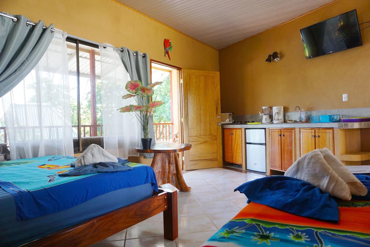 Cabinas Jimenez ปัวร์โตคิมาเนซ ภายนอก รูปภาพ